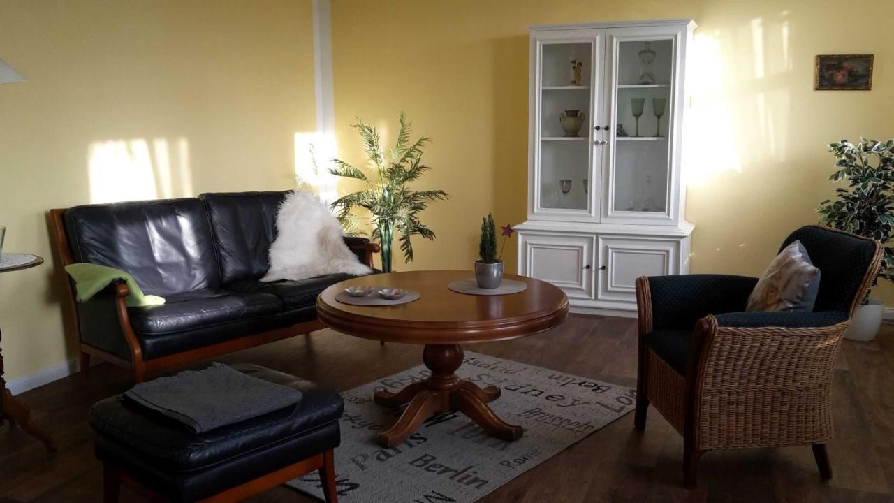 Schoene Ferienwohnung Im Alten Gasthaus In Stoltebuell Esterno foto