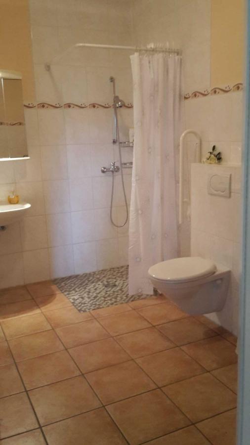 Schoene Ferienwohnung Im Alten Gasthaus In Stoltebuell Esterno foto