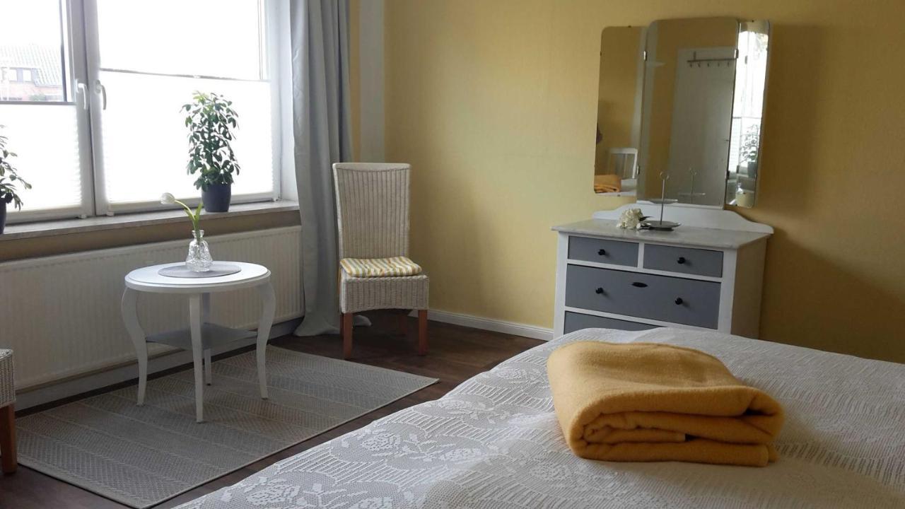 Schoene Ferienwohnung Im Alten Gasthaus In Stoltebuell Esterno foto