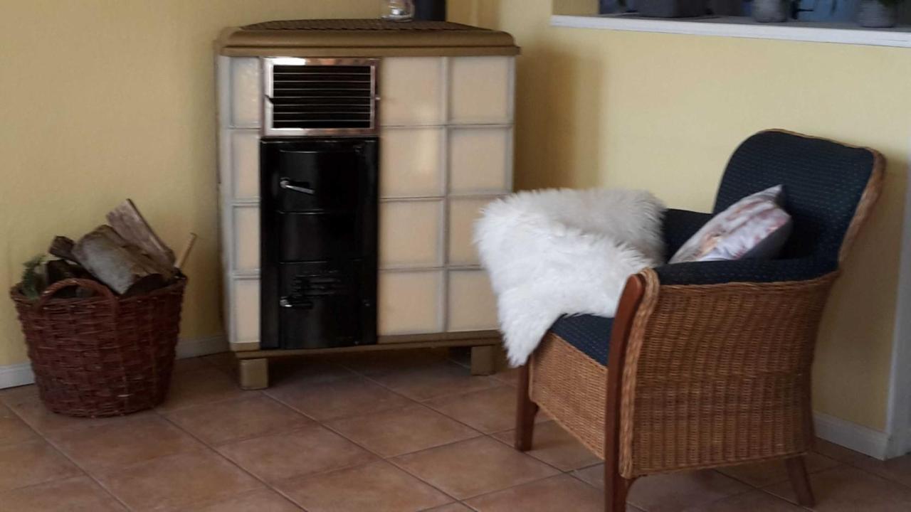 Schoene Ferienwohnung Im Alten Gasthaus In Stoltebuell Esterno foto