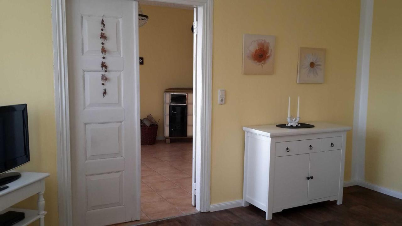 Schoene Ferienwohnung Im Alten Gasthaus In Stoltebuell Esterno foto