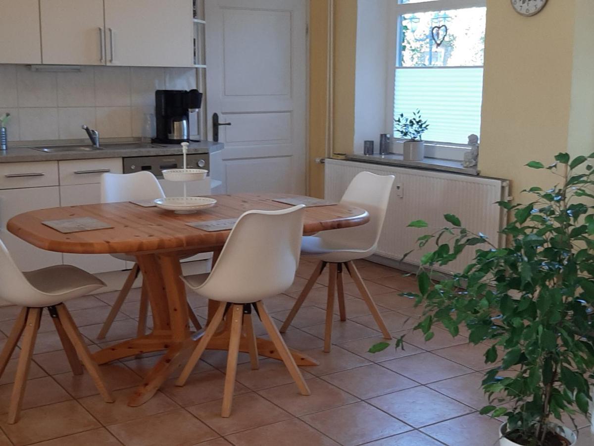 Schoene Ferienwohnung Im Alten Gasthaus In Stoltebuell Esterno foto